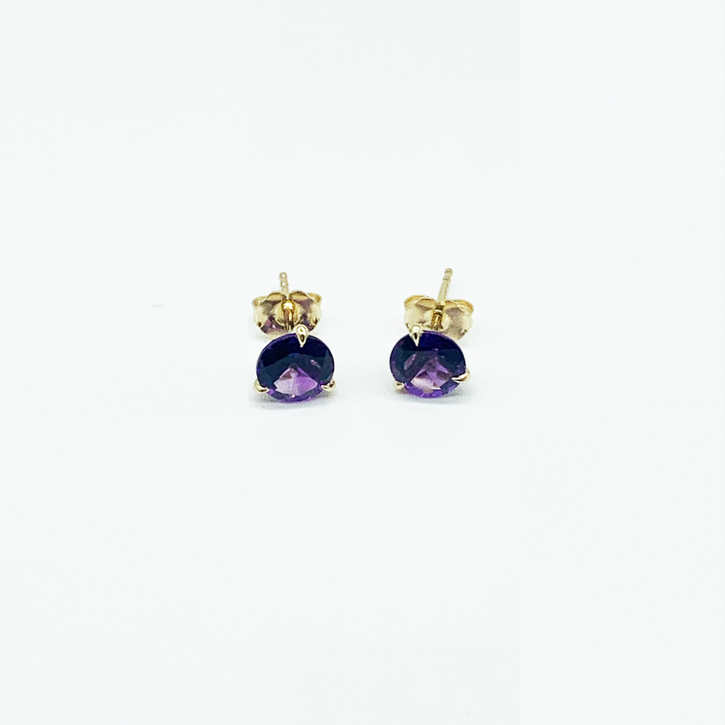 CA 18 Karat Yellow Gold Martin Amethyst Stud Earrings
