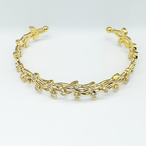CA 18 Karat Thorn and Flower yellow Gold and Diamonds Bracelet